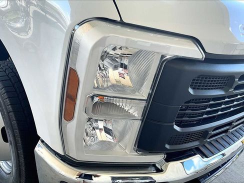 New 2026 Ford F350 XL w/ XL Chrome Package AWD/4WD image 13