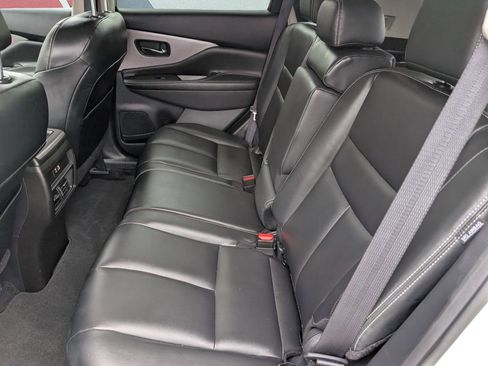 Used 2023 Nissan Murano SV w/ SV Midnight Edition Package image 19