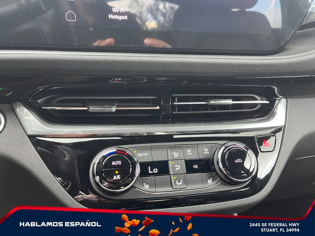 New 2026 Buick Envista Sport Touring w/ Convenience I Package FWD image 28