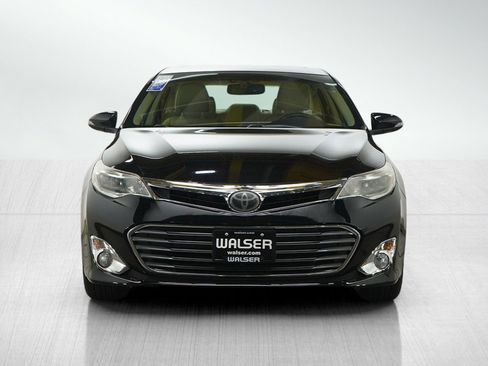 Used 2014 Toyota Avalon Limited w/ Technology Package FWD image 8