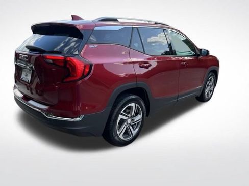 Used 2021 GMC Terrain SLT w/ LPO, Bright Accent Package FWD image 3