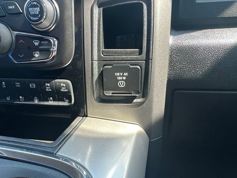 Used 2018 RAM 3500 Laramie w/ Sport Appearance Group AWD/4WD image 5