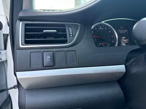 Used 2017 Toyota Camry SE FWD image 16