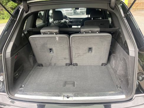 Used 2021 Audi Q7 3.0T Premium Plus w/ Premium Plus Package image 23