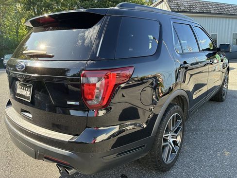 Used 2019 Ford Explorer Sport AWD/4WD image 6
