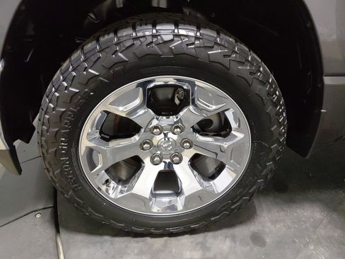 Used 2019 RAM 1500 Big Horn image 31