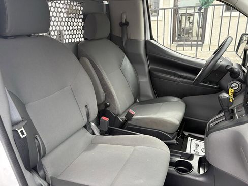 Used 2018 Nissan NV200 S image 11