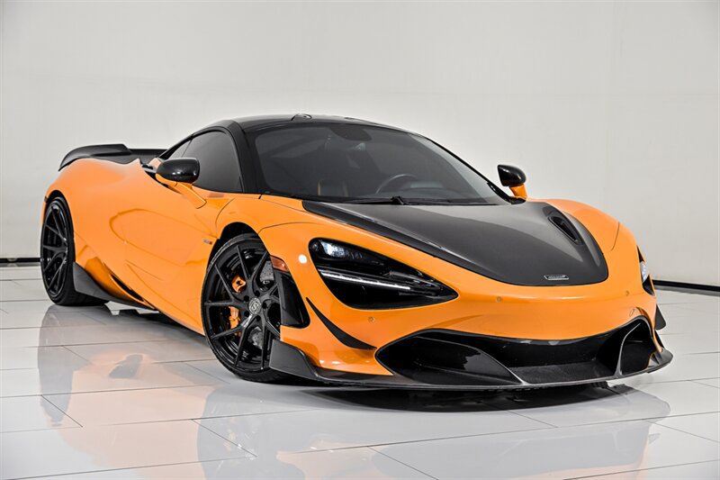 Used 2018 McLaren 720S RWD image 3