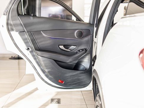 Used 2022 Mercedes-Benz GLC 300 GLC 300 image 33