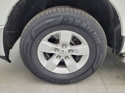 Used 2019 RAM 1500 Classic SLT w/ Luxury Group image 31