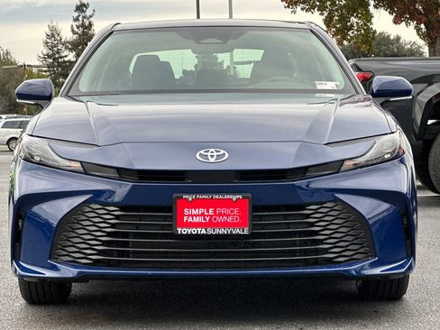 New 2026 Toyota Camry LE image 11