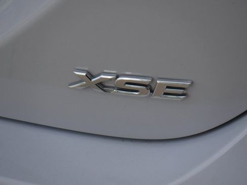 Used 2023 Toyota Camry XSE image 7