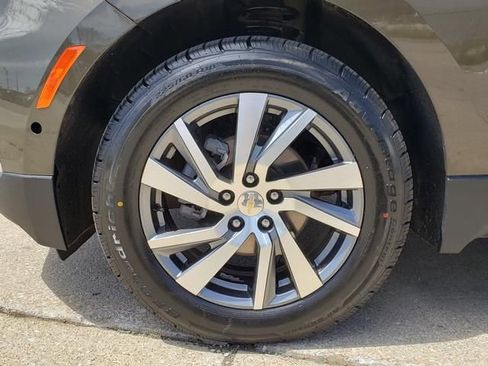 Used 2024 Chevrolet Equinox Premier AWD/4WD image 28