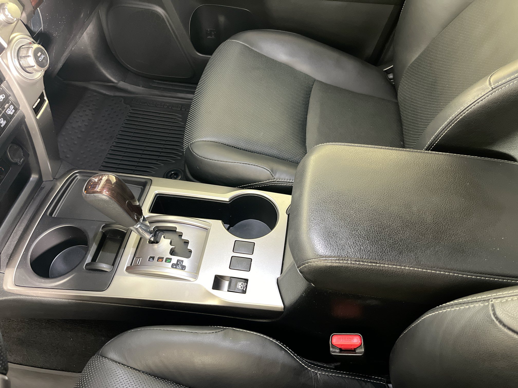 Used 2023 Toyota 4Runner Limited RWD image 25