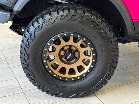 Used 2024 Ford Bronco Black Diamond image 27