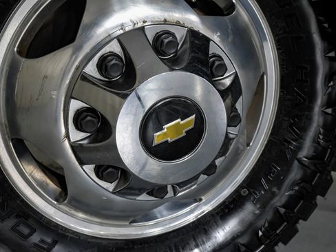 Used 2020 Chevrolet Silverado 3500 LTZ w/ LTZ Plus Package AWD/4WD image 59