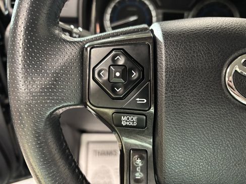 Used 2019 Toyota 4Runner TRD Off-Road Premium image 11