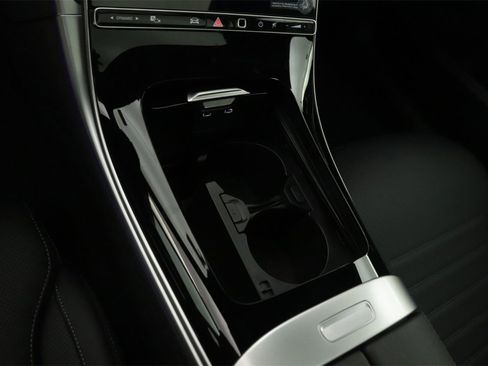 New 2025 Mercedes-Benz C 300 Sedan image 7