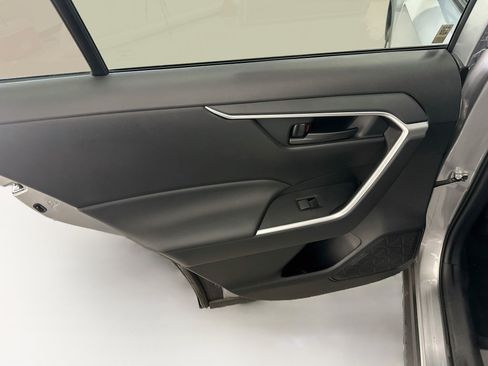 Used 2025 Toyota RAV4 LE AWD/4WD image 26