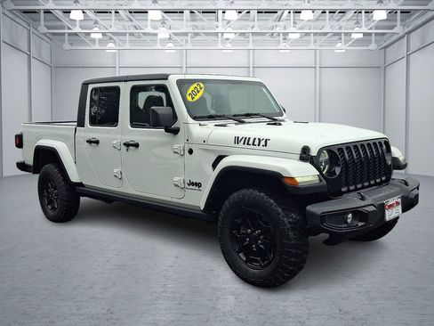 Certified 2022 Jeep Gladiator Willys image 7