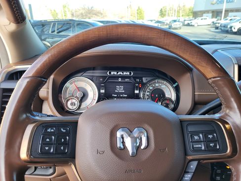 Used 2022 RAM 2500 Limited image 8