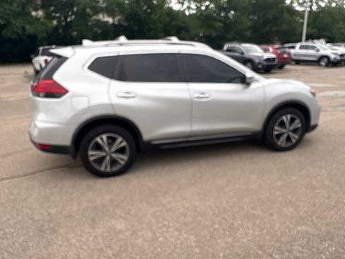 Used 2017 Nissan Rogue SL w/ SL Premium Package AWD/4WD image 21