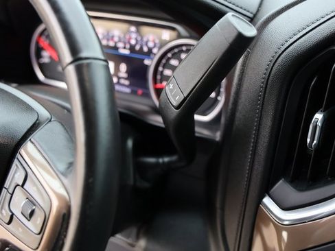 Used 2020 Chevrolet Silverado 1500 High Country w/ Technology Package image 26