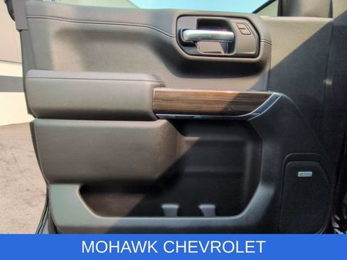 Certified 2021 Chevrolet Silverado 1500 LT Trail Boss w/ Convenience Package II AWD/4WD image 22