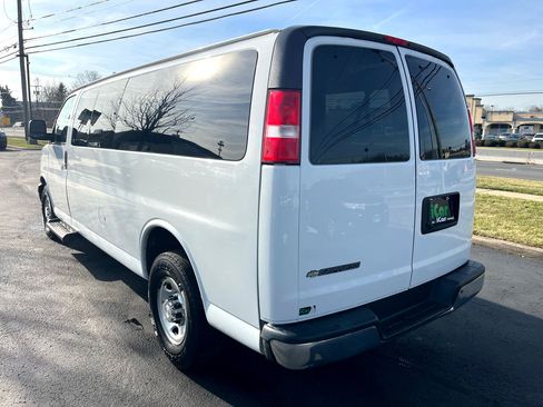 Used 2019 Chevrolet Express 3500 LT w/ LT Preferred Equipment Group image 9