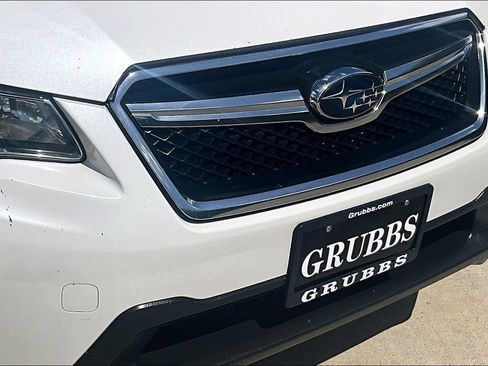 Used 2016 Subaru Crosstrek 2.0i Premium AWD/4WD image 38