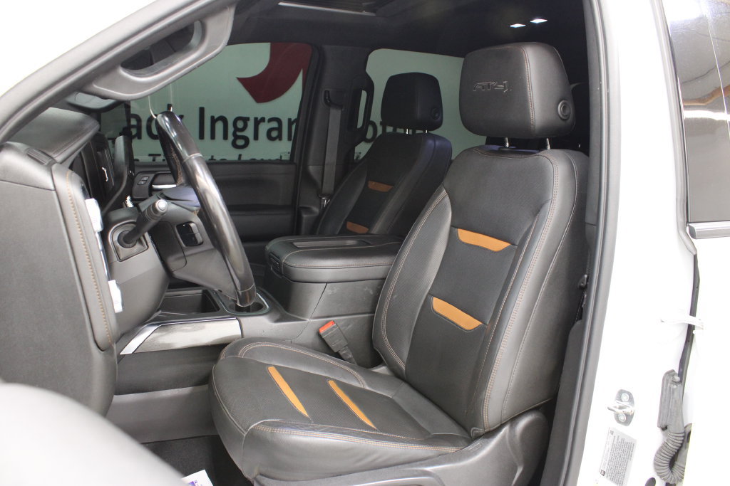 Used 2022 GMC Sierra 2500 AT4 w/ AT4 Premium Plus Package AWD/4WD image 14