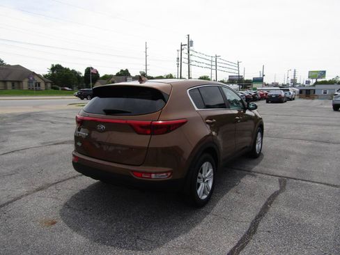 Used 2019 Kia Sportage LX FWD image 8
