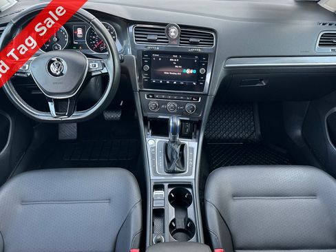 Used 2017 Volkswagen e-Golf SEL Premium image 13