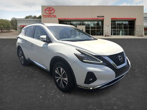 Used 2023 Nissan Murano SV AWD/4WD image 3