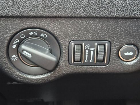 Certified 2023 Dodge Charger SXT image 21