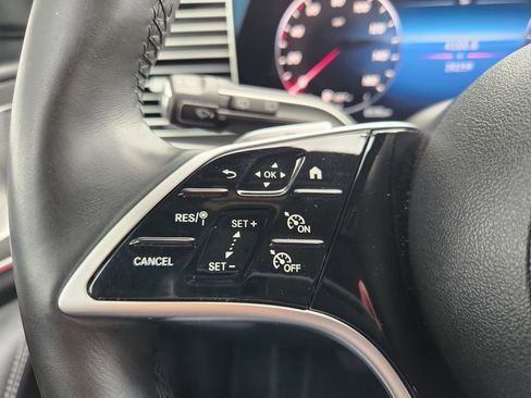 Used 2024 Mercedes-Benz GLE 350 4MATIC image 25