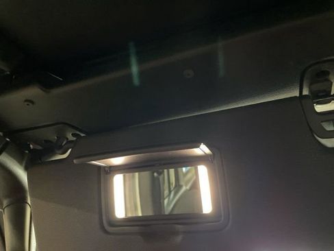 Used 2021 Jeep Wrangler Unlimited Willys image 27