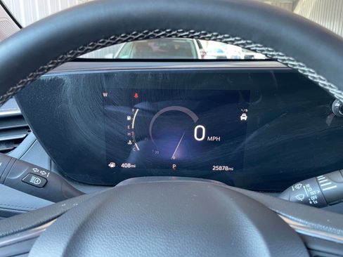 Used 2025 Buick Encore GX Preferred image 38