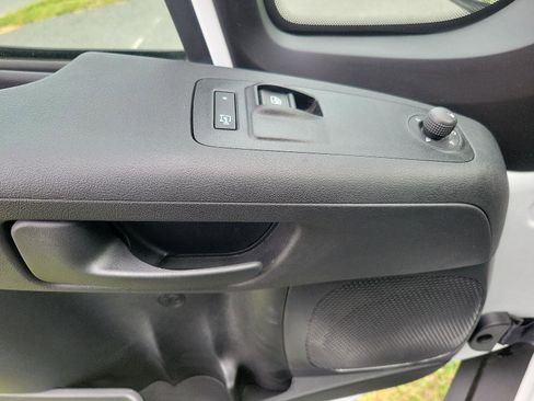 New 2024 RAM ProMaster 3500 w/ Delivery Van Package image 8