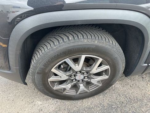 Used 2020 GMC Acadia SLE w/ Driver Convenience Package AWD/4WD image 2