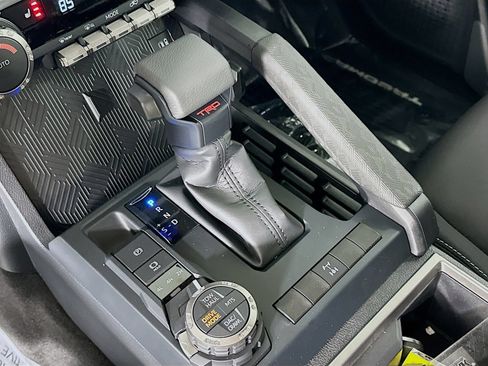 New 2026 Toyota Tacoma TRD Off-Road AWD/4WD image 17