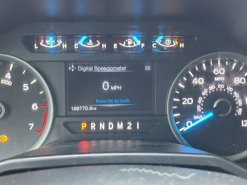 Used 2015 Ford F150 XLT w/ Equipment Group 302A Luxury AWD/4WD image 14