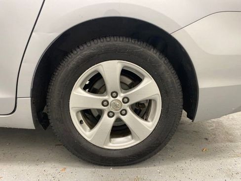 Used 2012 Toyota Sienna LE image 10