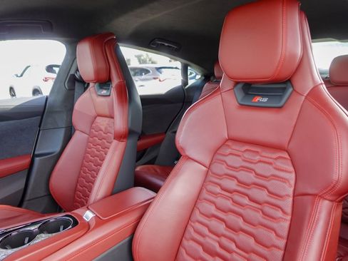 Used 2024 Audi RS e-tron GT w/ Carbon Performance Package image 19