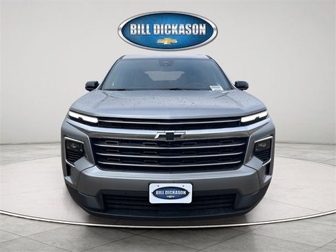 New 2026 Chevrolet Traverse LT w/ Enhanced Driving Package image 2