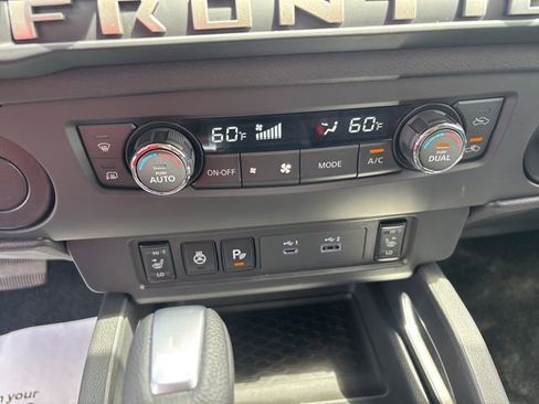 New 2025 Nissan Frontier SV w/ SV Convenience Package image 17