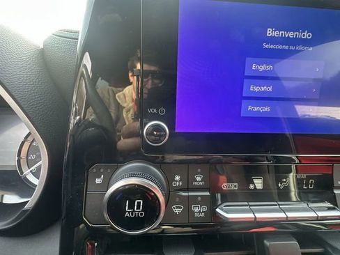 Used 2023 Toyota Highlander XSE image 14