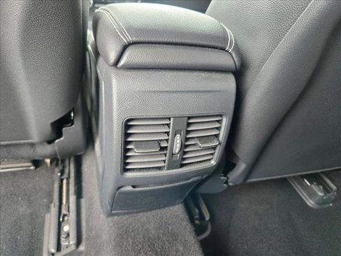 Used 2015 Mercedes-Benz CLA 250 CLA 250 image 18