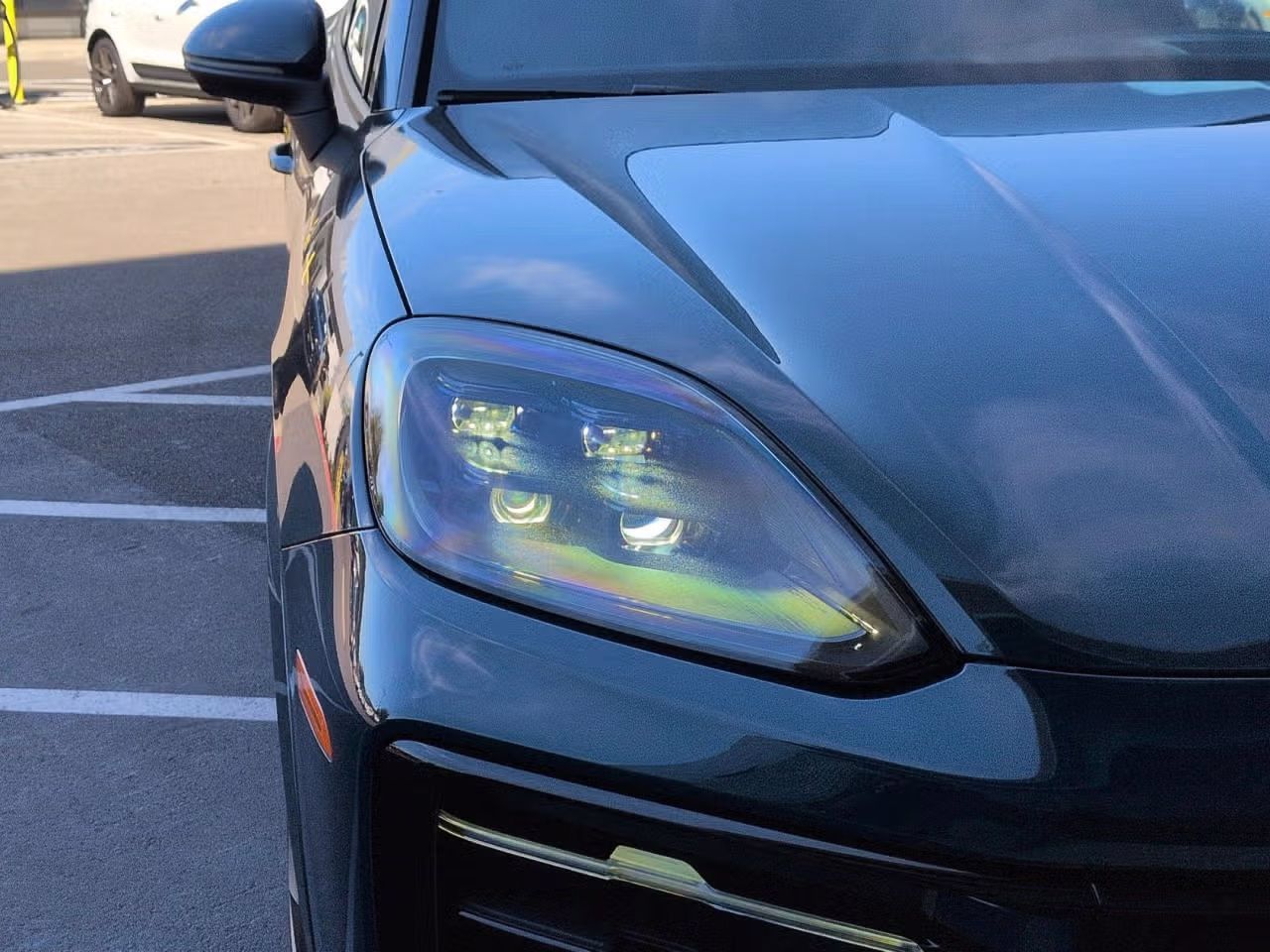 Certified 2026 Porsche Cayenne AWD/4WD image 13
