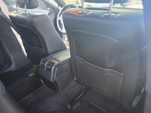 Used 2014 Mercedes-Benz E 350 Sedan w/ Premium 1 Package image 20